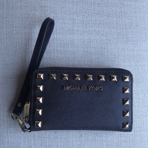MK WRISTLET